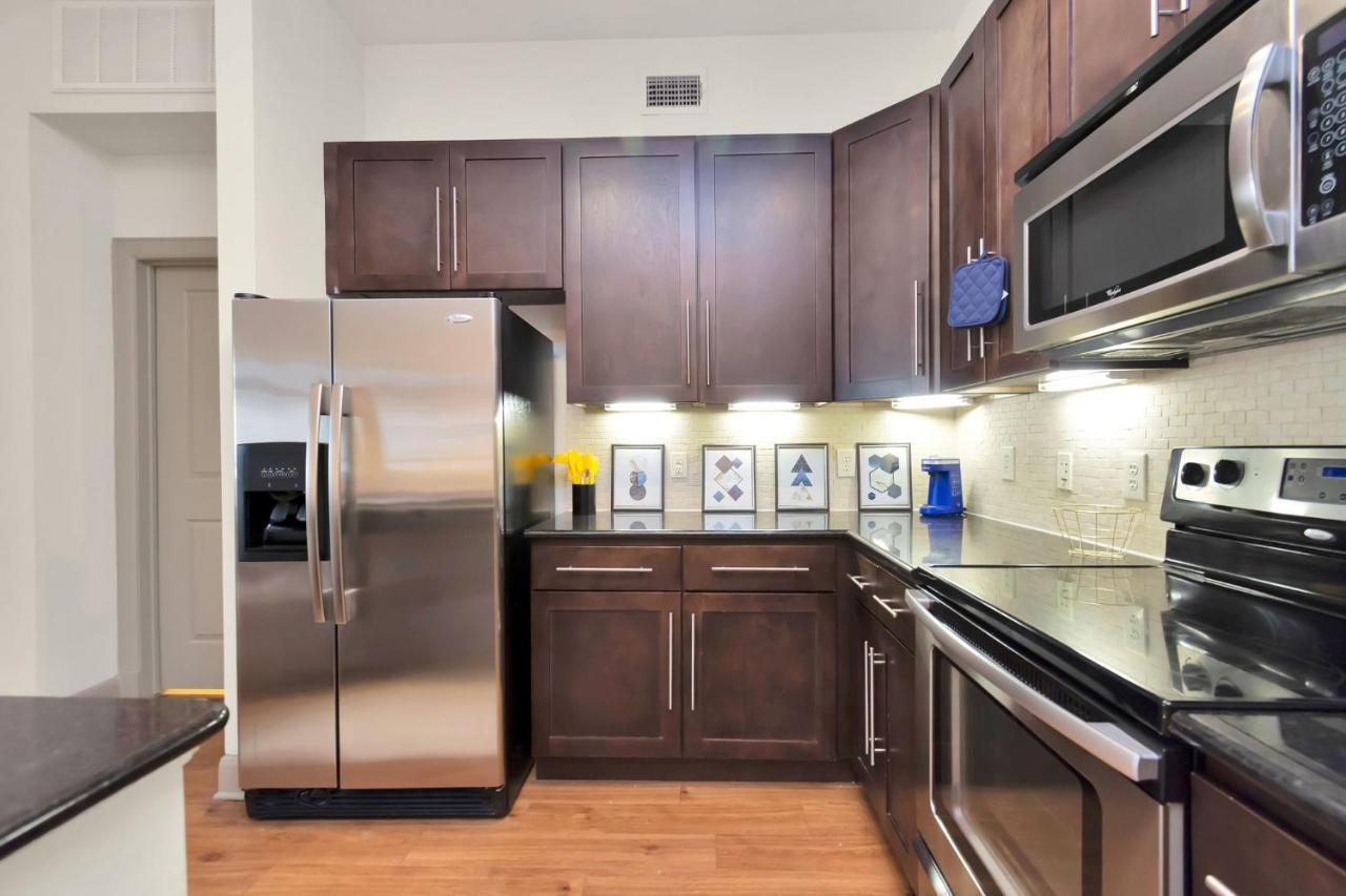 Welcome To The Suite Spot Luxury 1Bedroom Mid-Rise In Suger Land Houston Exterior foto